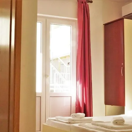 Villa Mily Baška Voda Kamer foto