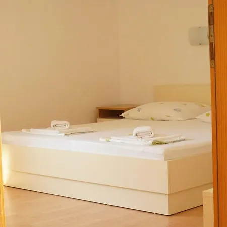 Villa Mily Baška Voda Kamer foto