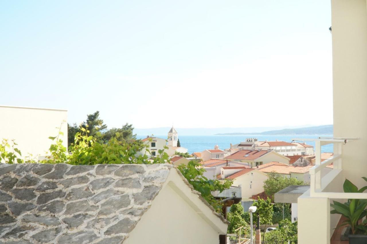 Apartment Mily Baska Voda